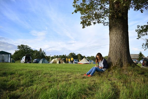 Campingpladser og ferielandsbyer med Video Drone