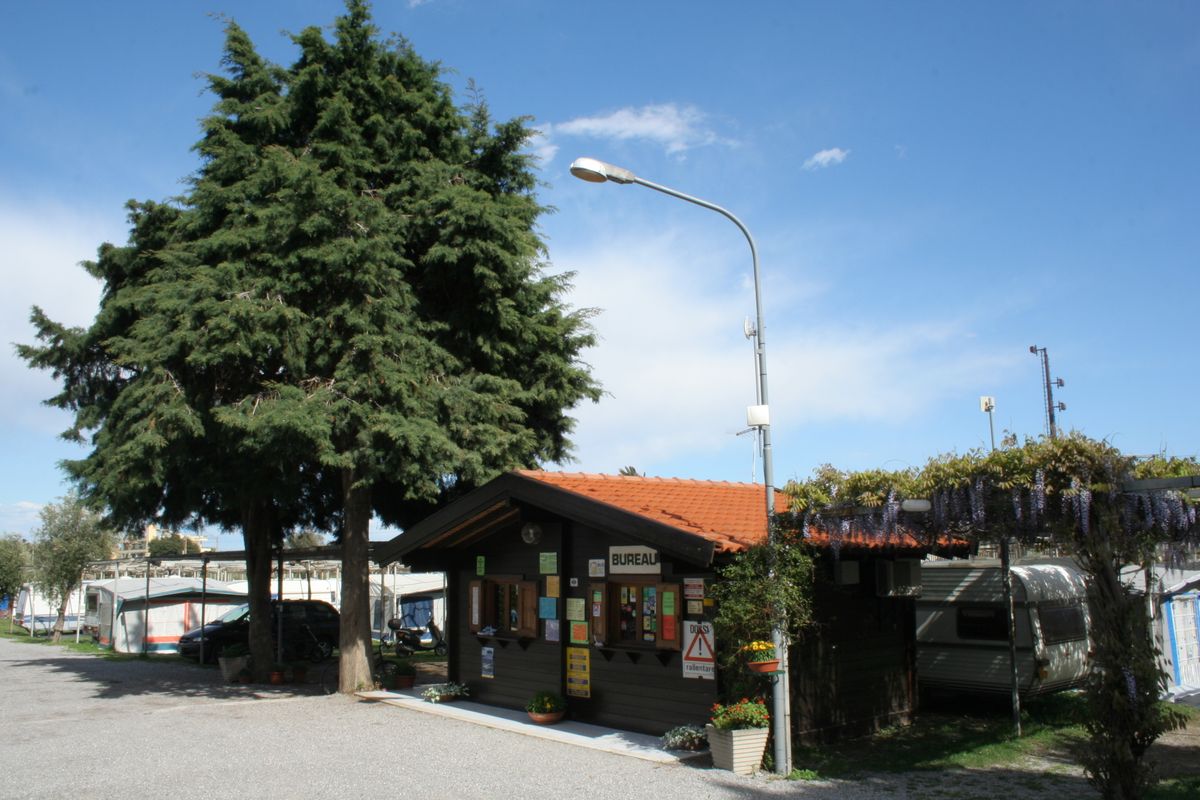 Camping Delfino Albenga, Campingplatz Ligurien, Savona