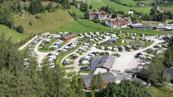 Firn, ski & sneeuw 6=5