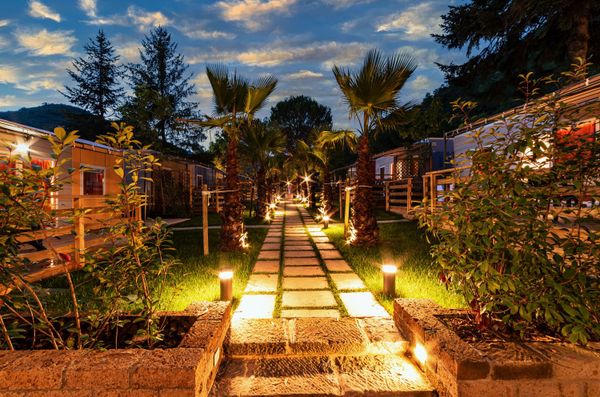 Entdecke die neuen Sanitäranlagen des Camping